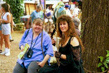 50Debbi & Kimber - TRF.jpg (27378 bytes)