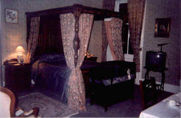 Comlongon Bed-50.JPG (89778 bytes)