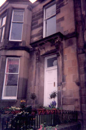 Edinburgh B&B Front-50.JPG (70687 bytes)